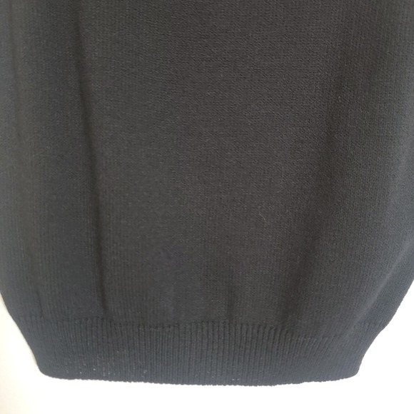 St. John Basics Black Santana Knit Scoop Neck Tank Quiet Luxury Minimalist - Picture 8 of 9